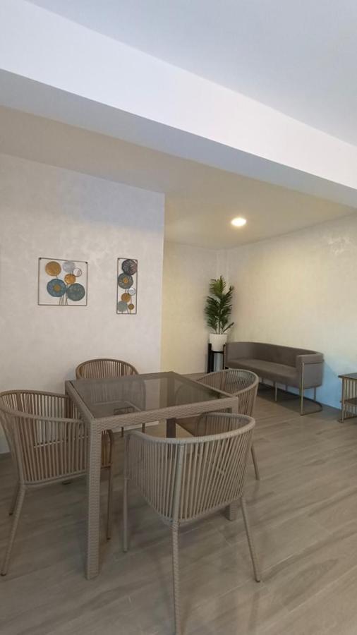 Casa La Silvinas Hotel & Event Resort Tagaytay City Esterno foto