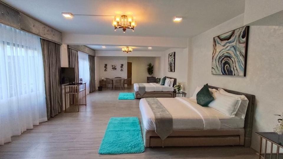 Casa La Silvinas Hotel & Event Resort Tagaytay City Esterno foto