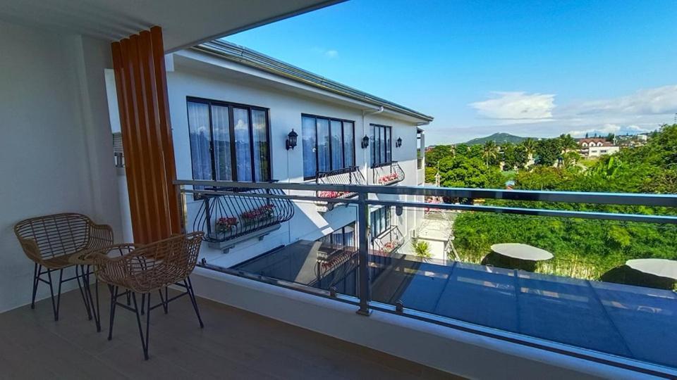 Casa La Silvinas Hotel & Event Resort Tagaytay City Esterno foto